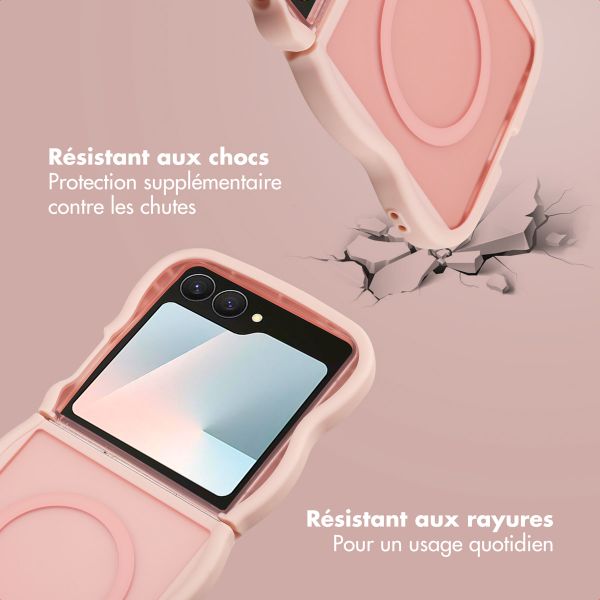 Selencia Coque arrière Wavy avec MagSafe Samsung Galaxy Z Flip 7 - Soft Pink