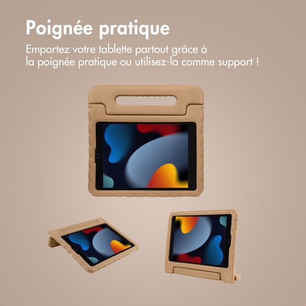 imoshion Coque kidsproof avec poignée Apple iPad 9 (2021) 10.2 pouces / iPad 8 (2020) 10.2 pouces / iPad 7 (2019) 10.2 pouces - Beige