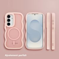 Selencia Coque arrière Wavy avec MagSafe Samsung Galaxy S25 / S24 - Soft Pink