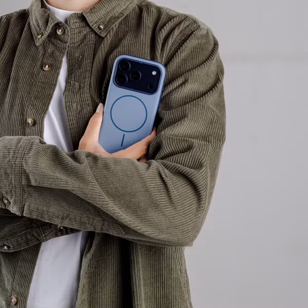 imoshion Coque arrière Color avec Thin MagSafe Ring Google Pixel 11 / 11 Pro / 10 / 10 Pro - Bleu foncé