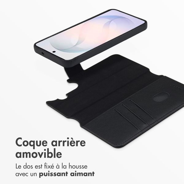 Accezz Étui de télephone portefeuille en cuir 2-en-1 avec MagSafe Samsung Galaxy S26 - Onyx Black