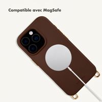 Selencia Coque arrière Rivièra avec MagSafe avec crochets amovibles Apple iPhone 16 Pro Max - Choco Brown