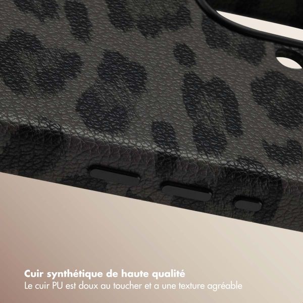 Selencia Coque Sabi imprimé panthère avec MagSafe Apple iPhone 17 - Midnight Black