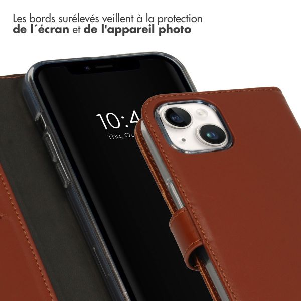 Selencia Étui portefeuille en cuir véritable Apple iPhone 15 - Marron clair