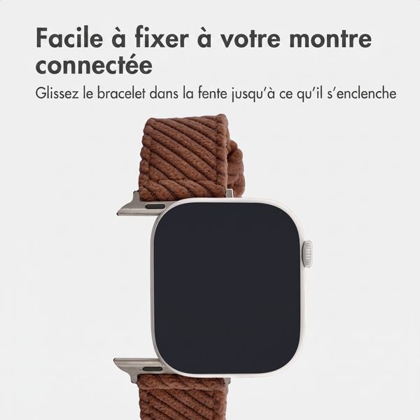 imoshion Bracelet en velours côtelé Apple Watch | 44/45/46/49 mm - Marron