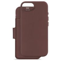 Decoded Portefeuille détachable 2 en 1 en cuir MagSafe Apple iPhone 17e / 16e - Chocolate Brown