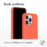 Accezz Coque Liquid Silicone avec MagSafe Apple iPhone 15 Pro Max - Nectarine