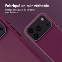 Accezz Coque arrière en cuir avec MagSafe Apple iPhone 18 Pro / 17 Pro - Heath Purple