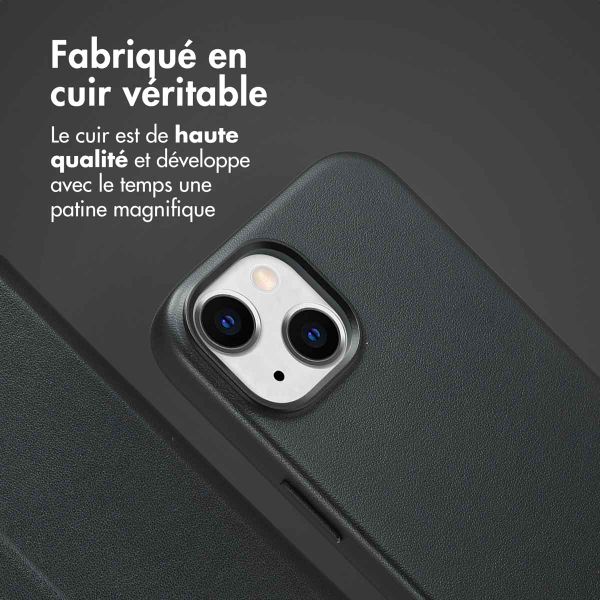 Accezz Étui de télephone portefeuille en cuir 2-en-1 avec MagSafe Apple iPhone 15 - Onyx Black