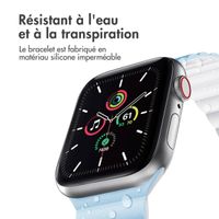 imoshion Bracelet en silicone magnétique Apple Watch | 44/45/46/49 mm - Bleu & Blanc