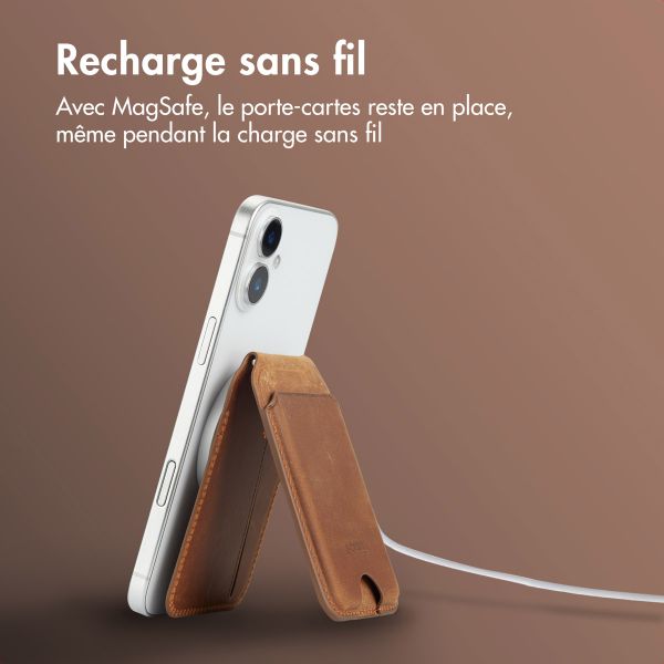 Accezz Porte-cartes MagSafe en cuir vintage avec support - Tobacco Cognac
