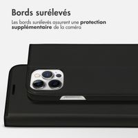Accezz Étui de télephone Slim Folio en cuir de qualité supérieure Apple iPhone 12 (Pro) - Noir