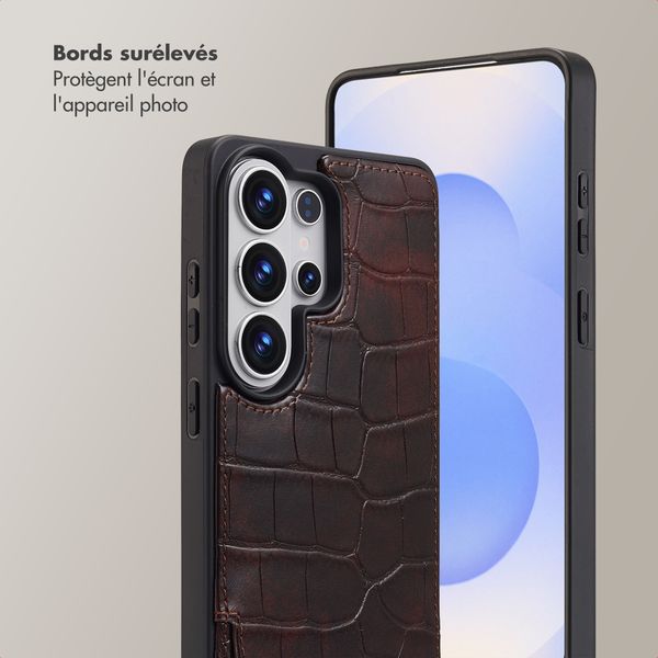Selencia Coque de télephone Nova Croco avec cordon et porte-cartes Samsung Galaxy S26 Ultra - Choco Brown