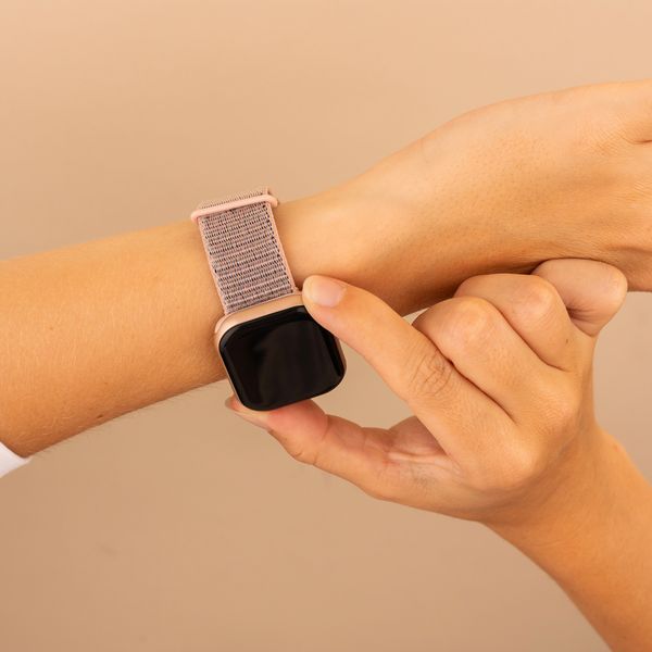 imoshion Bracelet en nylon Apple Watch | 38/40/41/42 mm - Sand Pink