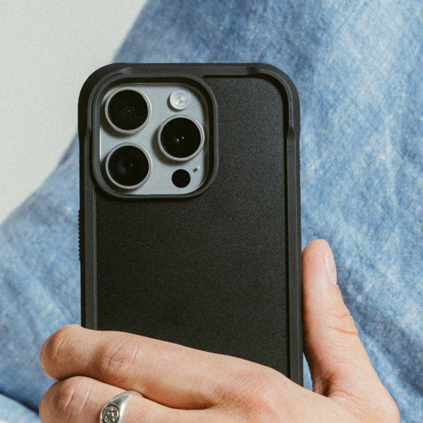 Nomad Coque Rugged Apple iPhone 16 Pro Max - Noir
