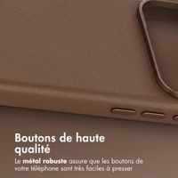 Accezz Coque arrière en cuir avec MagSafe Apple iPhone 18 Pro / 17 Pro - Marron café