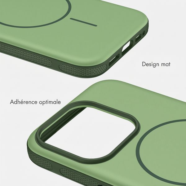 imoshion Coque arrière Color avec Thin MagSafe Ring Apple iPhone 15 Pro - Vert foncé