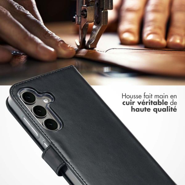 Selencia Étui portefeuille en cuir véritable Samsung Galaxy S25 - Noir