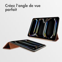 Accezz Coque tablette trifold en cuir Apple iPad Pro 13 (2025) M5 / (2024) M4 - Cognac