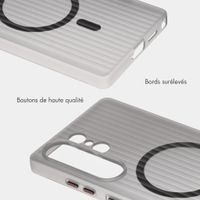 Accezz Coque arrière Lite avec MagSafe | Fluted | Samsung Galaxy S25 Ultra - Gris