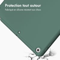Accezz Coque tablette portefeuille Smart Silicone Apple iPad 9 (2021) 10.2 pouces / iPad 8 (2020) 10.2 pouces / iPad 7 (2019) 10.2 pouces - Vert foncé