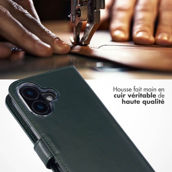 Selencia Étui portefeuille en cuir véritable Apple iPhone 16 - Vert