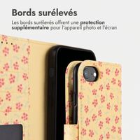 imoshion Étui de télephone portefeuille Design Apple iPhone SE (2022 / 2020) / 8 / 7 / 6(s) - Sunny Yellow Petite Flowers