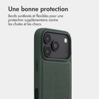 Accezz Coque arrière Edge avec MagSafe Apple iPhone 18 Pro / 17 Pro - Vert