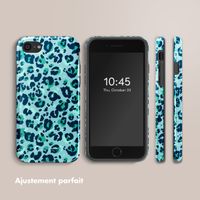Selencia Coque arrière Vivid Apple iPhone SE (2022 / 2020) / 8 / 7 - Wild Spots Light Blue