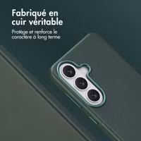 Accezz Coque arrière en cuir avec MagSafe Samsung Galaxy S26 Plus - Cedar Green