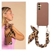 Selencia Coque avec dragonne de luxe Samsung Galaxy A54 (5G) - Marron