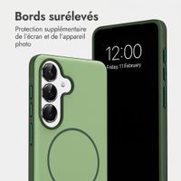 imoshion Coque arrière Color avec Thin MagSafe Ring Samsung Galaxy S25 / S24 - Vert foncé