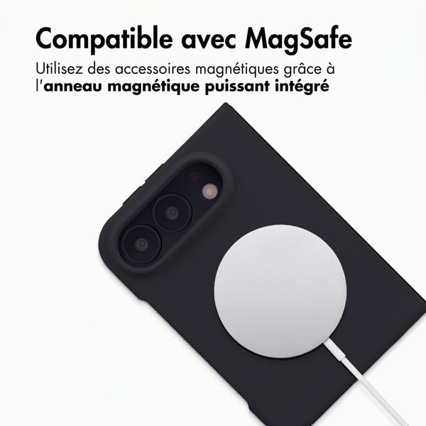 Accezz Coque Liquid Silicone avec MagSafe Apple iPhone Duo - Noir