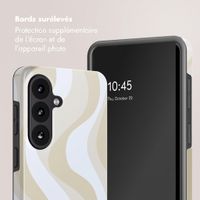Selencia Coque arrière Vivid avec MagSafe Samsung Galaxy S26 FE - Desert Waves Beige