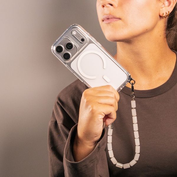 Selencia Coque arrière Rivièra MagSafe avec crochets amovibles Apple iPhone 16 Pro - Transparent