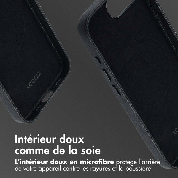 Accezz Coque arrière en cuir avec MagSafe Apple iPhone 17e / 16e - Onyx Black