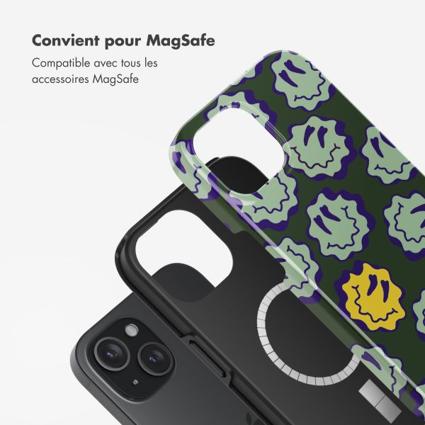 Selencia Coque arrière Vivid avec MagSafe Apple iPhone 15 - Wavy Smiley Green