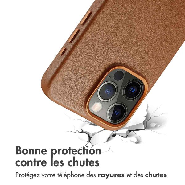 Accezz Coque arrière en cuir avec MagSafe Apple iPhone 15 Pro - Sienna Brown