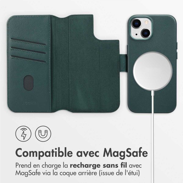 Accezz Étui de télephone portefeuille en cuir 2-en-1 avec MagSafe Apple iPhone 15 - Cedar Green