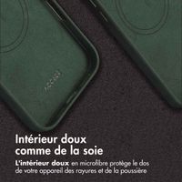 Accezz Coque MagSafe en cuir vintage Apple iPhone 16 Pro Max - Smokey Green
