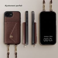 Selencia Coque de télephone Sera avec cordon et porte-cartes enveloppe Apple iPhone 17e / 16e - Chocolate Brown