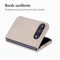 Accezz Coque Liquid Silicone avec MagSafe Apple iPhone Duo - Stone