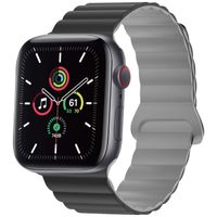 imoshion Bracelet en silicone magnétique Apple Watch | 44/45/46/49 mm - Noir / Gris