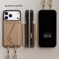 Selencia Coque de télephone Sera avec cordon et porte-cartes enveloppe Apple iPhone 18 Pro / 17 Pro - Taupe