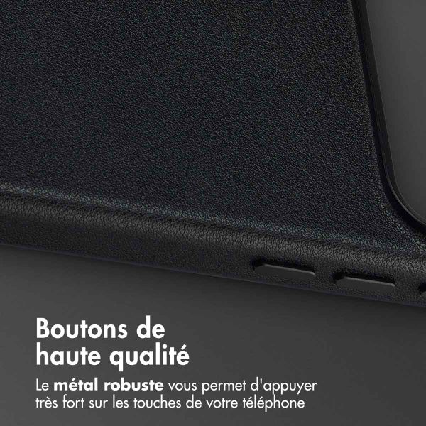 Accezz Coque arrière en cuir avec MagSafe Apple iPhone 17 Pro Max - Onyx Black