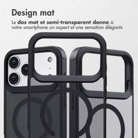 Accezz Coque Givrée Robuste avec MagSafe Apple iPhone 17 Pro Max - Noir