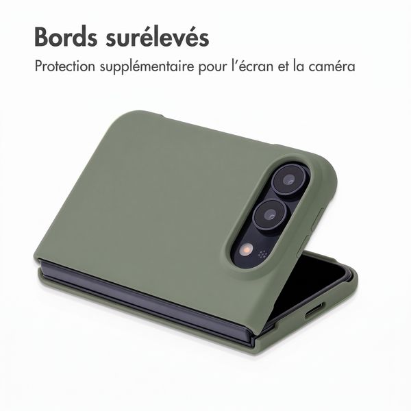 Accezz Coque Liquid Silicone avec MagSafe Apple iPhone Duo - Cooper Green