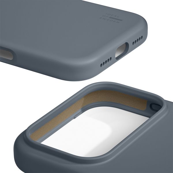 iDeal of Sweden Coque en silicone avec MagSafe Apple iPhone 17 Pro - Midnight Blue