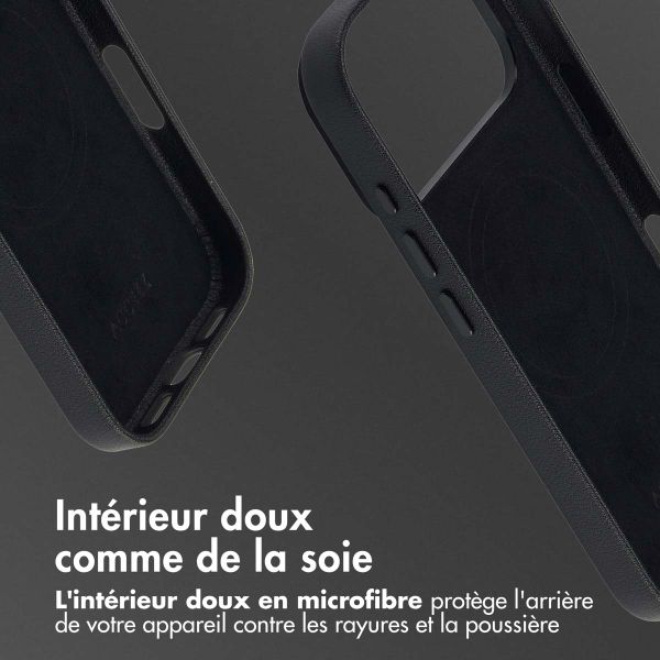 Accezz Coque arrière en cuir avec MagSafe Apple iPhone 17 Pro Max - Onyx Black