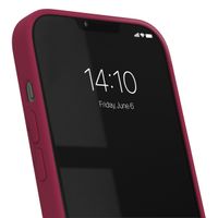 iDeal of Sweden Coque Silicone Apple iPhone 17e / 16e / 15 / 14 / 13 - Cranberry